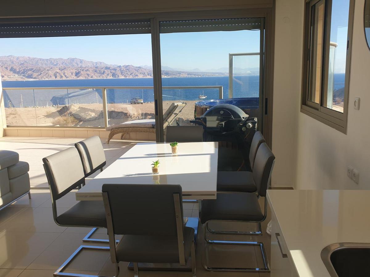 Luxury Exclusive Top Class Apartment On The Sea With Best Sea View And Jacuzzi רק למשפחות !!!! Eilat Eksteriør billede